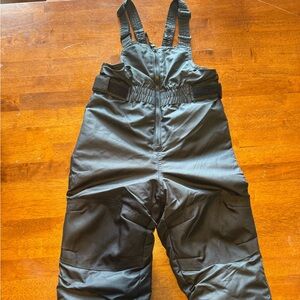 Cat & Jack Black Snow Bib